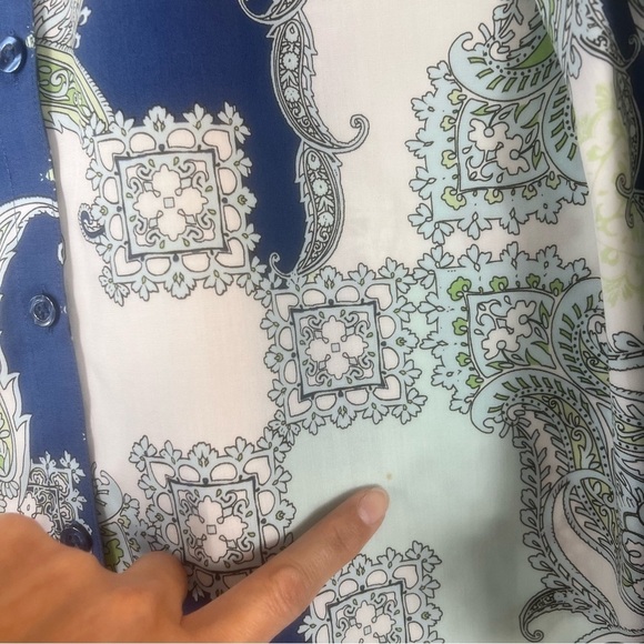 CHICO'S PAISLEY POP GIANA BLOUSE SZ  3 Paisley Print Blue and Green Women's Top - Picture 15 of 15